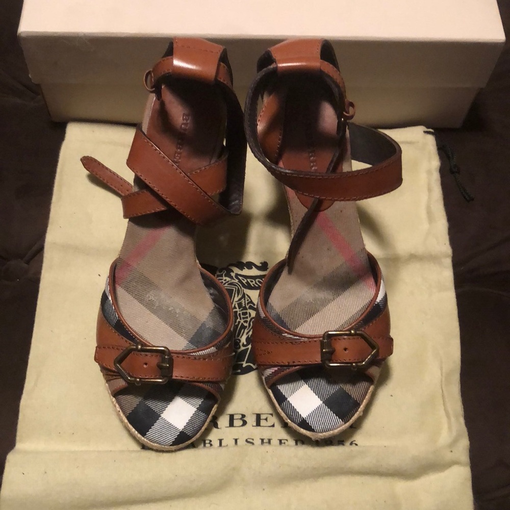 Burberry wedges